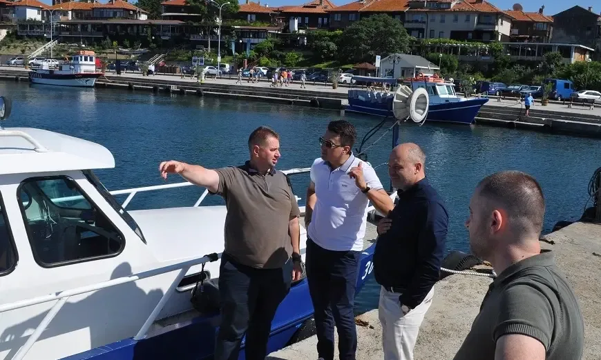 nekow-nesebar