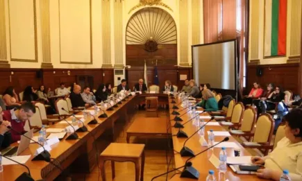 В МЗХ се проведе четвърто заседание на Консултативния съвет по поземлени отношения