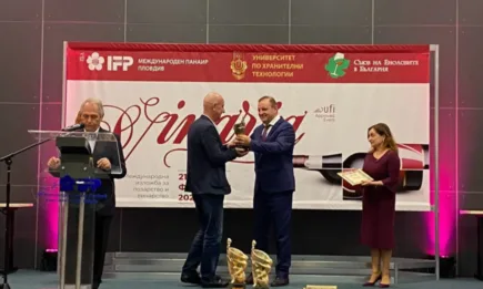 Заместник-министър Джиков връчи Златен ритон в Международния конкурс за вина и спиртни напитки