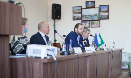 Министър Борислав Сандов: Адаптацията към климатичните промени означава да използваме решения от природата