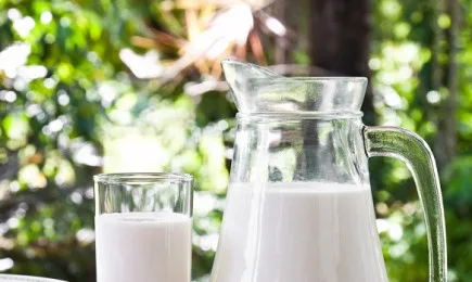 Цените на млякото в Европейския съюз продължават да се покачват