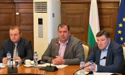 Явор Гечев: България настоява за допълнителна защита от ЕК за земеделските производители