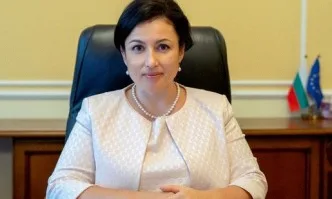 Министър Танева: Завършва процесът по изграждане на Националната противоградова защита