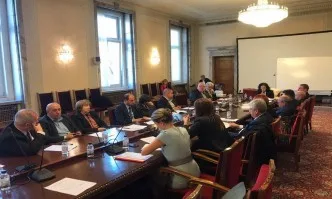 Розопроизводители и розопреработватели в земеделската комисия в НС