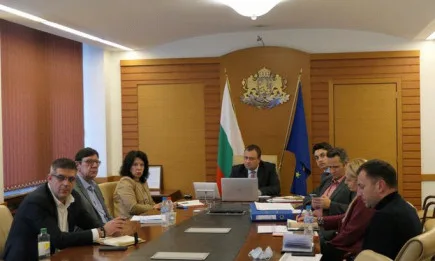 Министър Иванов към българските растениевъди: Заедно ще направим сектор Растениевъдство отново конкурентен на пазара на труда