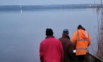 ИАРА с нощна акция на язовир Мандра