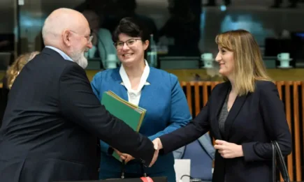 Министър Карамфилова участва в заседание на Съвета на ЕС по околна среда