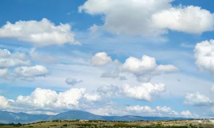 Днес от запад облачността ще се увеличава и вплътнява