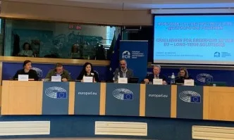 Министър Танева: В България секторът с най-висок относителен дял на биологично направление е пчеларството