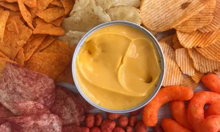 Индустрията рекламира вредни за децата храни