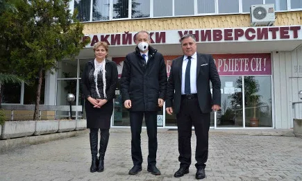 Тракийският университет работи по научна програма за интелигентно животновъдство