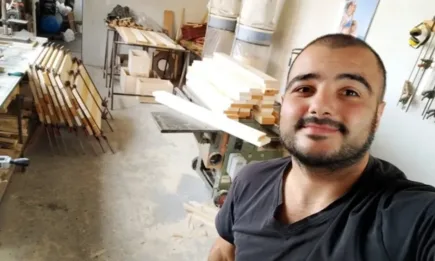 Димитър Бундалов е избран за най-проспериращ млад пчелар на България за 2023 година