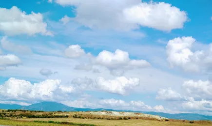 Днес облачността над страната ще се задържи значителна