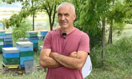 Как пчеларства Пламен Димитров от Карнобат - показваме на терен