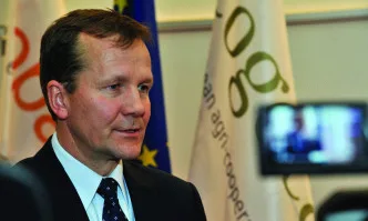 Копа и Коджека настояват за промяна в правилата за внос на ГМО от трети страни