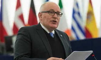 Франс Тимерманс няма да оттегля предложенията за реформи