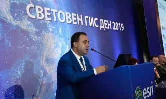 Зам.-министър Живков участва във форум за географските информационни системи