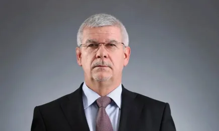 Министър Вътев ще посети стопанство на оранжериен зеленчукопроизводител в село Мало Конаре
