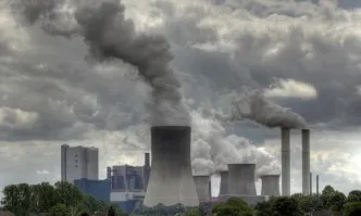 ЕС и САЩ с по-малки емисии въглероден диоксид