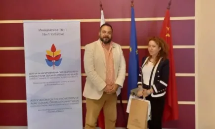 Китай проявява интерес към нашите вина, белен слънчоглед, царевица, свинско месо