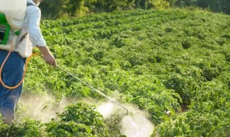 ЕК прекратява лиценза и за неоникотиноида тиаклоприд