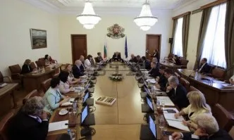 Правителството отпуска 3.7 млн. лв. за справяне с aфриканската чума по свинете