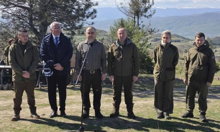 Възстановяват опожарената гора над село Илинденци с мащабна акция по залесяване