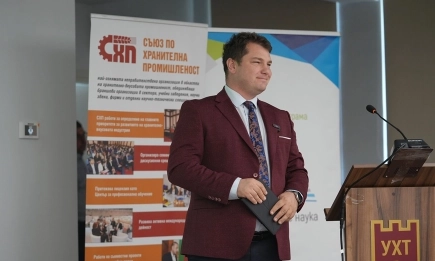 Сдружение за достъпна и качествена храна с послание за устойчиво качество и достъпност на XVIII национална младежка конференция в УХТ