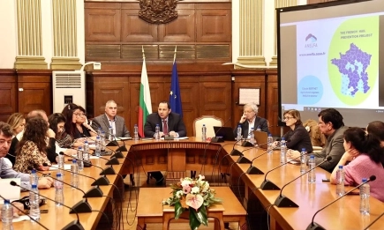 МЗХ внедрява пилотно наземни генератори в борбата с градушките