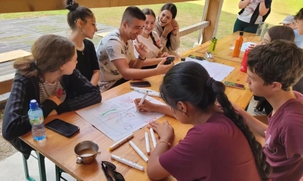 Какви са идеите на младите за бъдещето на Перник и Кюстендил?