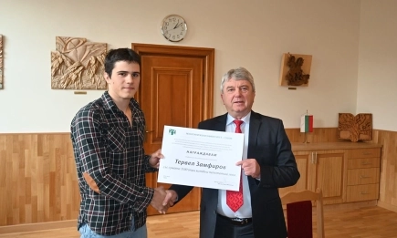 Шампион по сноуборд и отличен студент - Тервел Замфиров съчетава спорта и ветеринарната медицина