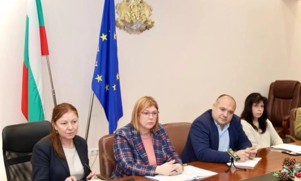 Министър Петър Димитров подкрепи справедливата кауза на служителите в системата на МОСВ за увеличение на заплатите