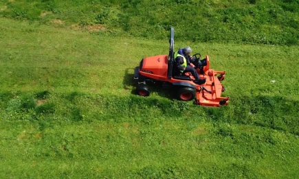 Димитровград разчита на Kubota F251 за поддържане на зелените площи