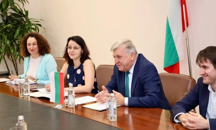 Министър Манол Генов се срещна с посланика на Сърбия Н. Пр. Милан Равич