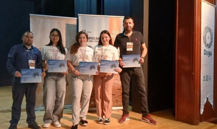 Преподаватели и студенти от Тракийски университет участваха в международна конференция за климатичните промени и опазването на биоразнообразието в Измир