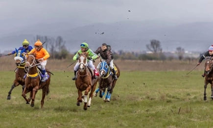 Щуро препускане с Конете на България