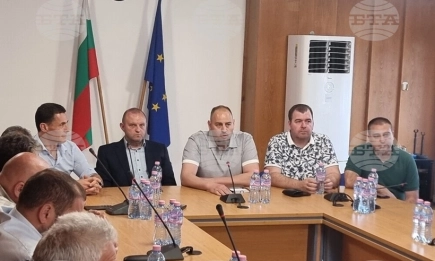 Нов закон за кооперирането цели да укрепи българските фермери и пазарните им позиции