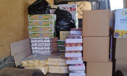 Конфискуваха над 500 кг млечни продукти и разкриха незаконен склад в Любимец